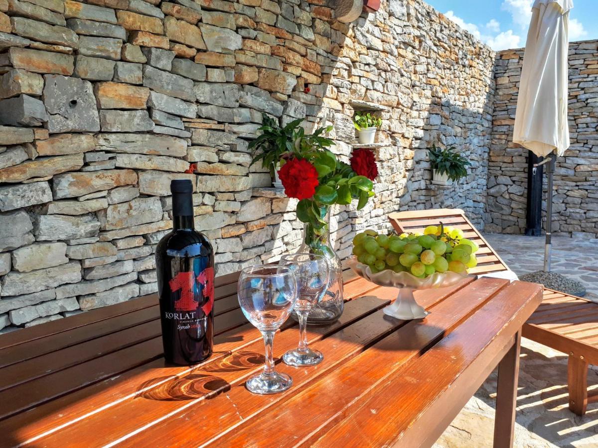 Opanci Villa Ivy With Perfect Privacy, Pool, Sauna And Jacuzzi מראה חיצוני תמונה