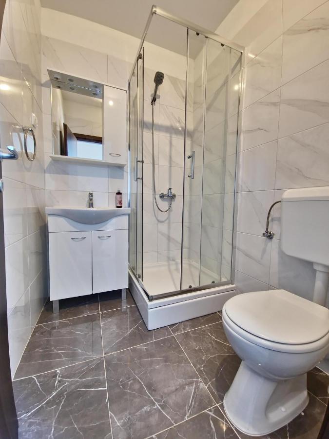 Opanci Villa Ivy With Perfect Privacy, Pool, Sauna And Jacuzzi מראה חיצוני תמונה